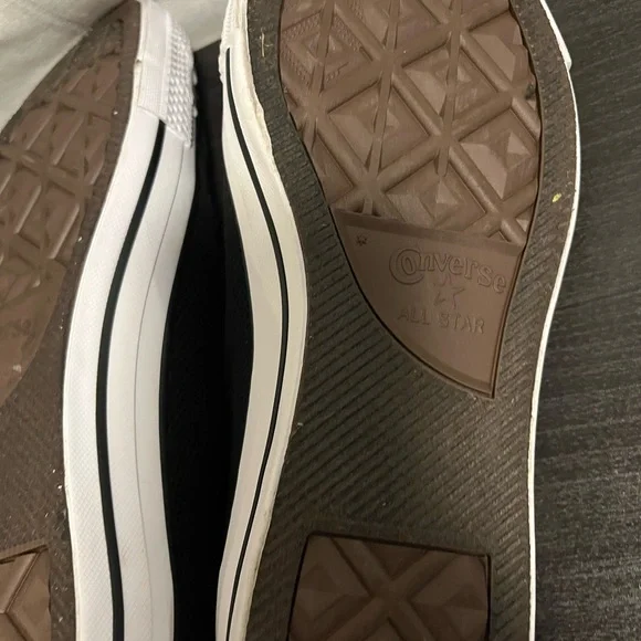 Converse Black and White Low-Top Sneakers - Picture 8 of 8